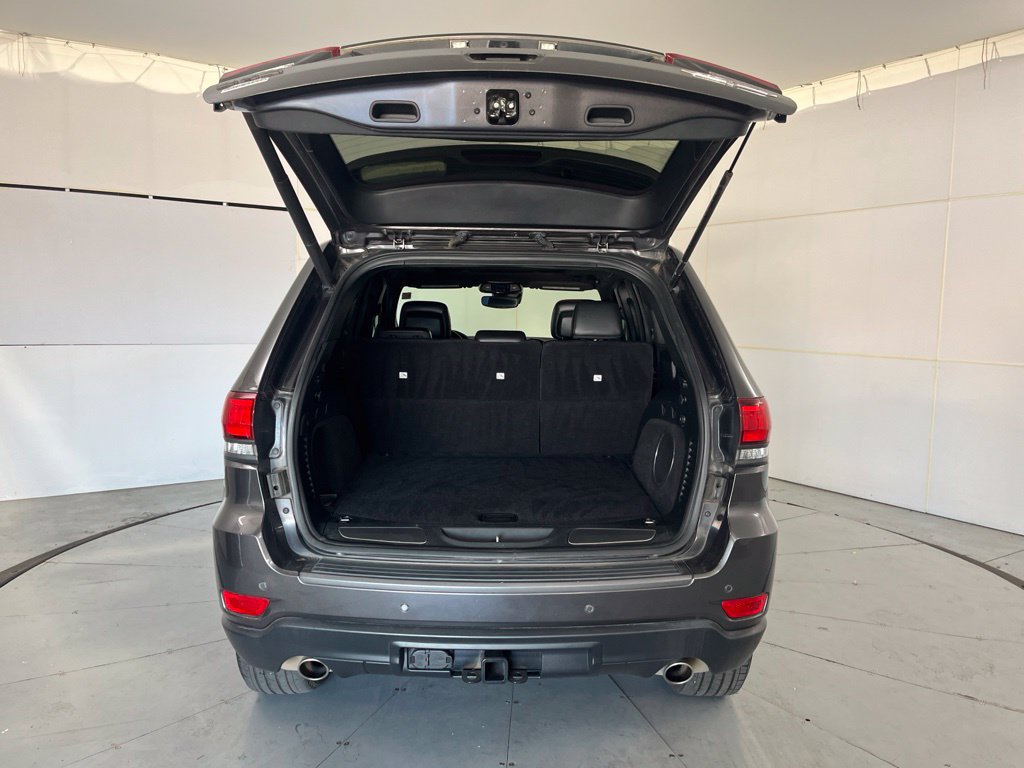 Used 2019 Jeep Grand Cherokee Trailhawk w/ Trailhawk Luxury Group AWD/4WD image 17
