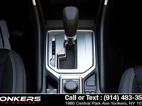 Used 2021 Subaru Forester Premium image 29