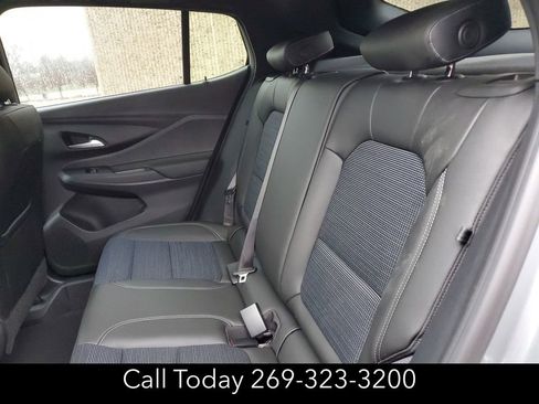 New 2025 Buick Envista Preferred w/ Advanced Safety Package image 23