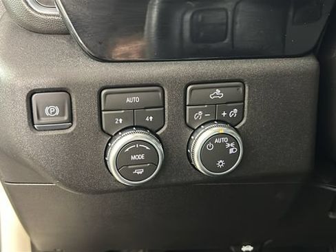 New 2026 GMC Sierra 1500 SLE AWD/4WD image 19