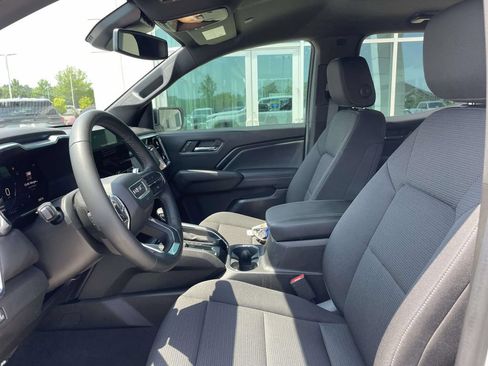 Used 2024 GMC Canyon Elevation w/ Convenience Package RWD image 14