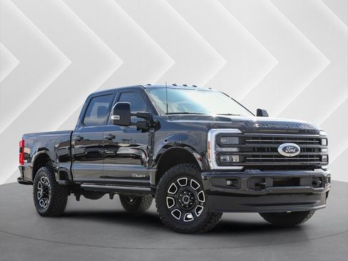 Used 2026 Ford F250 Platinum AWD/4WD image 1