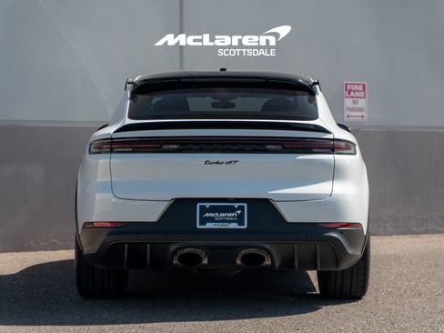 Used 2024 Porsche Cayenne Turbo GT AWD/4WD image 6