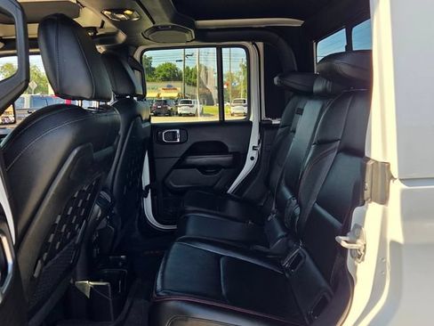 Used 2020 Jeep Gladiator Rubicon AWD/4WD image 6