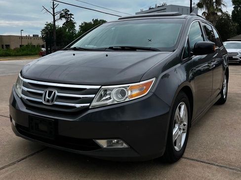Used 2012 Honda Odyssey Touring image 1