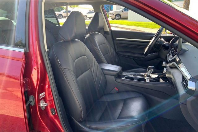Used 2023 Nissan Altima 2.5 SR w/ SR Premium Package AWD/4WD image 7