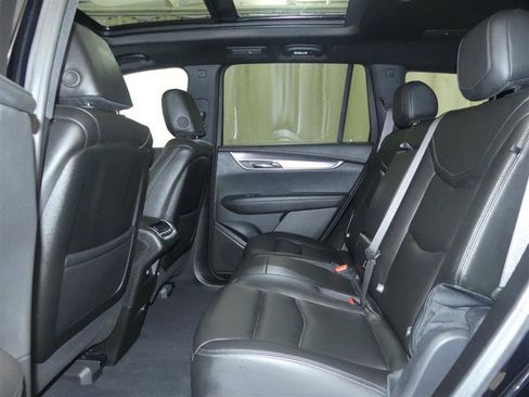 Used 2024 Cadillac XT6 Luxury w/ LPO, Floor Liner Package AWD/4WD image 26