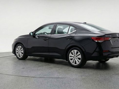 Used 2025 Nissan Sentra S FWD image 6