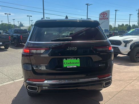 Used 2021 Jeep Grand Cherokee L Overland w/ Luxury Tech Group IV AWD/4WD image 5