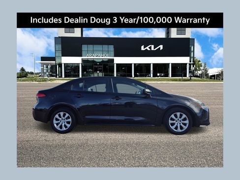 Used 2024 Toyota Corolla LE FWD image 1