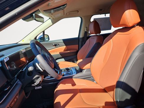 New 2026 Kia Carnival EX image 9