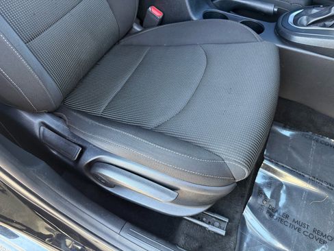 Used 2019 Kia Forte Sedan image 32