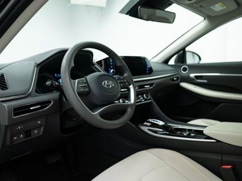 Used 2023 Hyundai Sonata SEL FWD image 11