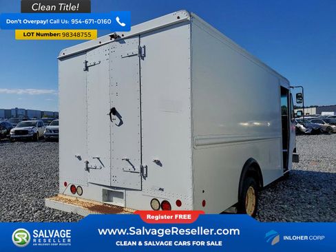 Used 2016 Ford E-350 and Econoline 350 Super Duty w/ A/C Prep Package image 4