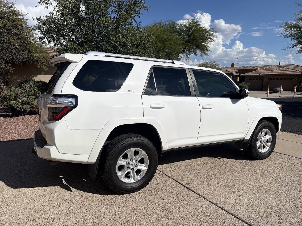 Used 2014 Toyota 4Runner SR5 Premium AWD/4WD image 11