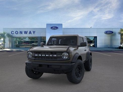 New 2026 Ford Bronco 2-Door AWD/4WD image 2