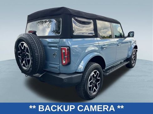 Used 2023 Ford Bronco Outer Banks AWD/4WD image 3