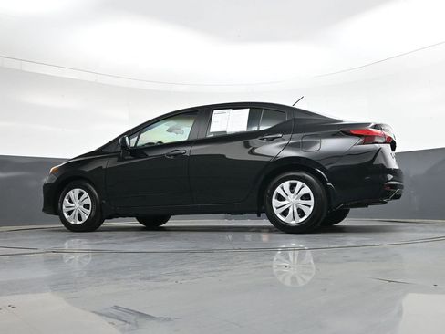 Used 2025 Nissan Versa S w/ Trunk Package image 39