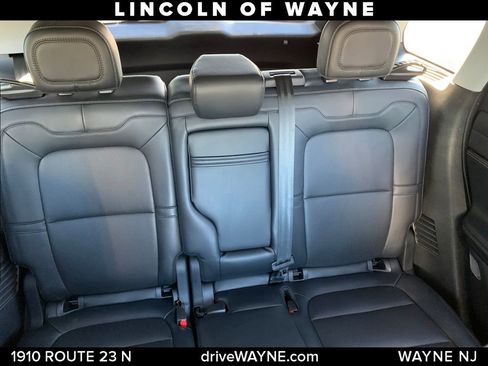 Certified 2022 Lincoln Corsair AWD w/ Equipment Group 101A image 15