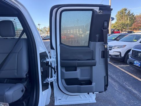 New 2026 Ford F350 XL w/ XL Chrome Package image 19