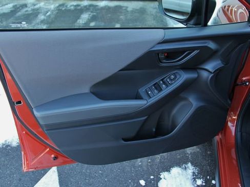 Certified 2025 Subaru Crosstrek 2.0i Premium image 15