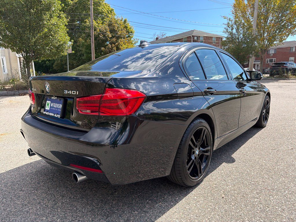Used 2018 BMW 340i xDrive Sedan w/ Premium Package AWD/4WD image 7