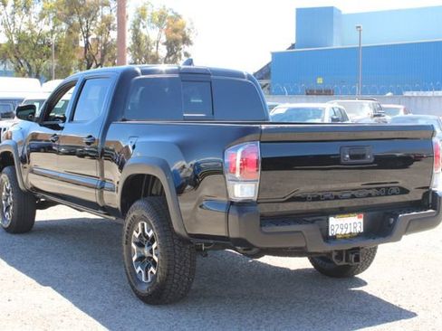 Used 2023 Toyota Tacoma TRD Off-Road AWD/4WD image 3