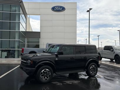 Certified 2025 Ford Bronco Outer Banks
