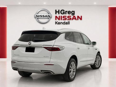 Used 2023 Buick Enclave Premium w/ Experience Buick Package FWD image 6