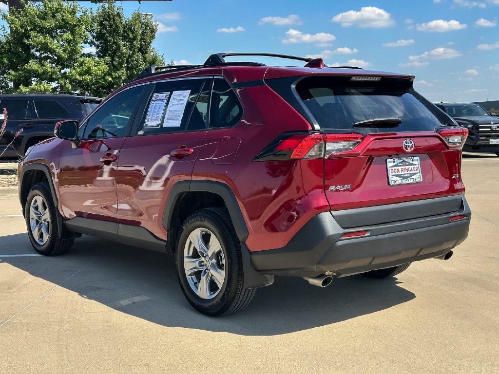Used 2023 Toyota RAV4 XLE w/ Convenience Package FWD image 5