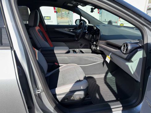 New 2026 Chevrolet Blazer EV SS image 10