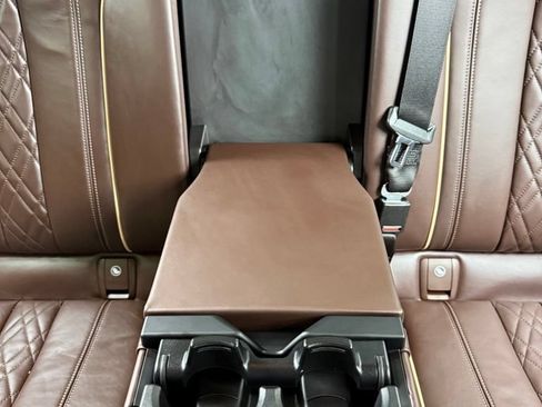 Used 2021 BMW M550i xDrive w/ Executive Package AWD/4WD image 28