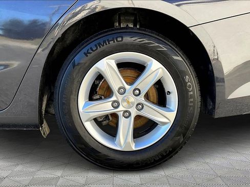 Certified 2022 Chevrolet Malibu LS image 32