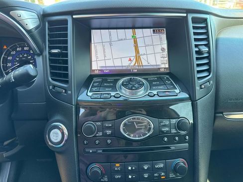 Used 2016 INFINITI QX70 2WD w/ Premium Package image 27