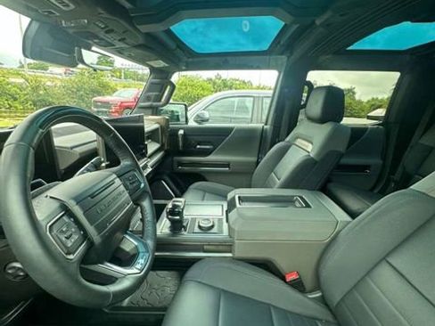 Used 2024 GMC Hummer EV 2X w/ LPO, Illumination Package AWD/4WD image 13