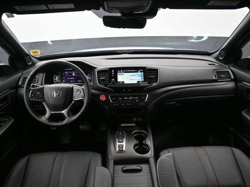 Used 2023 Honda Passport TrailSport image 23