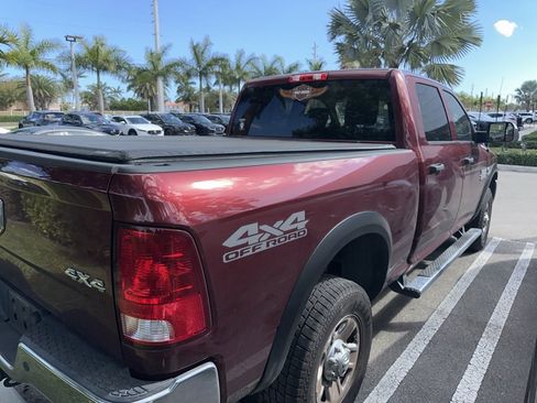 Used 2017 RAM 2500 Tradesman w/ Chrome Appearance Group image 6