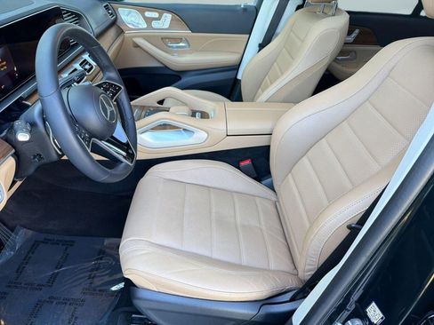 Certified 2024 Mercedes-Benz GLS 450 4MATIC image 5