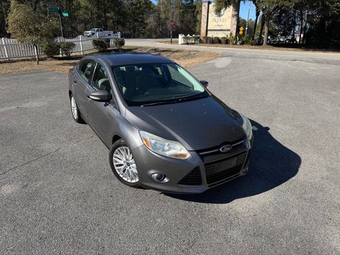 Used 2012 Ford Focus SEL image 38