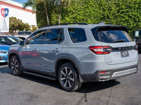 Certified 2023 Honda Pilot Elite image 5