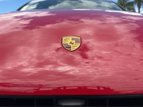 Used 2024 Porsche Macan w/ Premium Plus Package AWD/4WD image 41