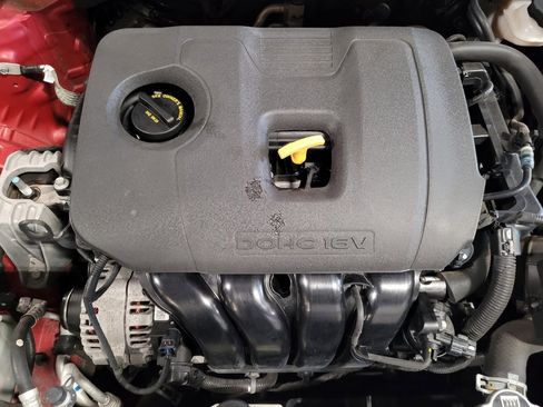 Used 2019 Kia Forte LXS FWD image 30