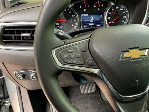 Used 2024 Chevrolet Equinox LT AWD/4WD image 11