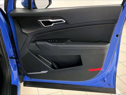 Used 2026 Kia Sportage EX w/ EX Panorama Roof Package image 28