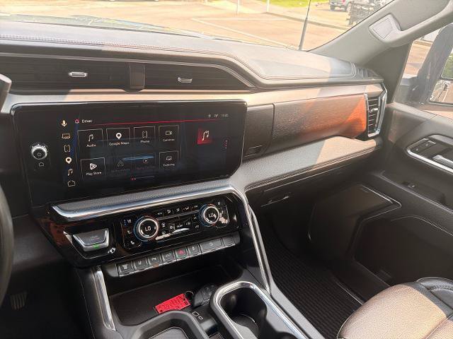 Used 2024 GMC Sierra 2500 Denali w/ Denali Reserve Package AWD/4WD image 8