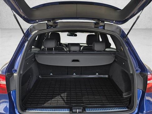 Used 2017 Mercedes-Benz GLC 300 4MATIC image 24