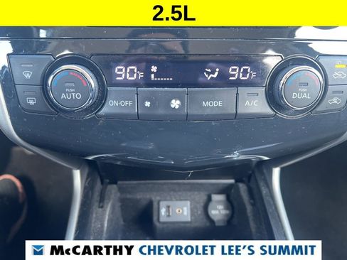 Used 2014 Nissan Altima 2.5 SV image 8