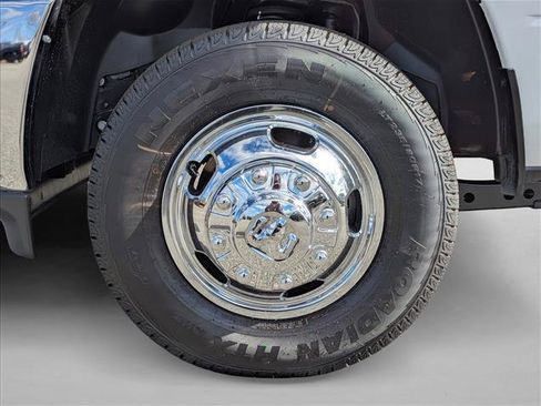 New 2026 RAM 3500 Tradesman w/ Chrome Appearance Group A AWD/4WD image 9