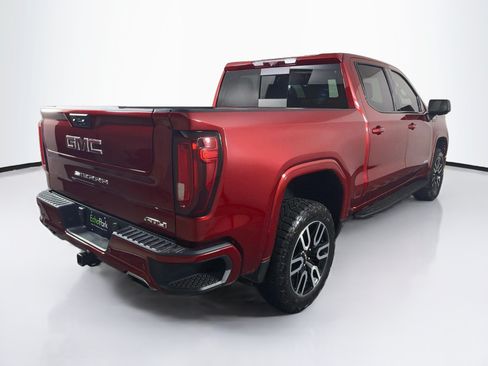 Used 2024 GMC Sierra 1500 AT4 w/ Technology Package AWD/4WD image 9