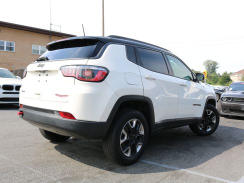 Used 2017 Jeep Compass Trailhawk w/ Leather Interior Group image 2